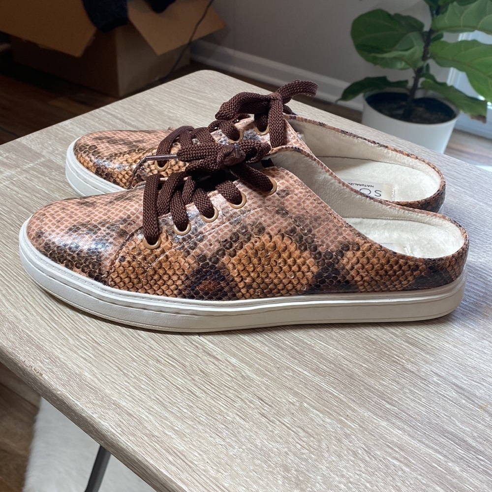 SOUL Naturalizer Kemper Mule Slip-On snake print Sneakers - Picture 4 of 9